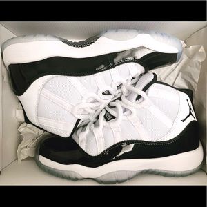 JORDAN RETRO 11’s (GS)